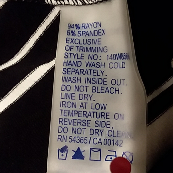 Peter Nygard Petite Dress - Picture 5 of 5